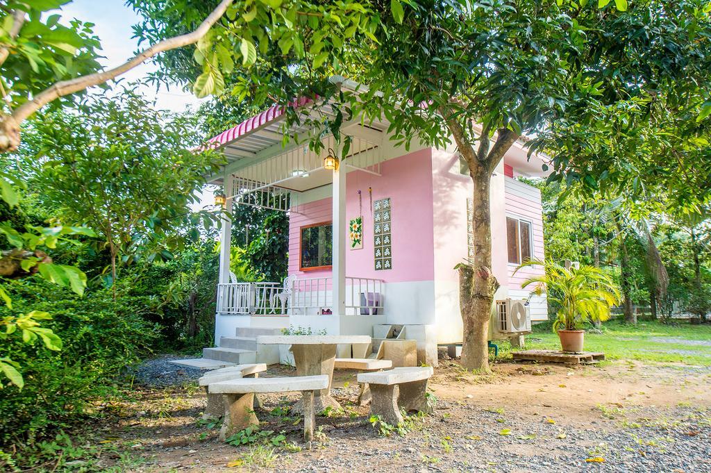 Poomvarin Resort Ban Wang Takhrai エクステリア 写真